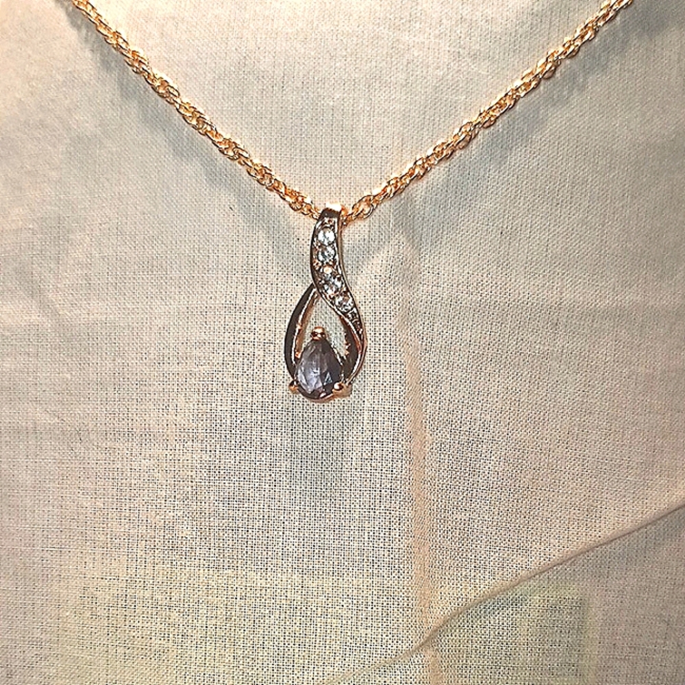 19" Gold-tone necklace purple glass stone